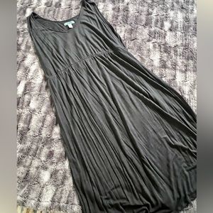 Old Navy! Cute, light-weight maternity dress.